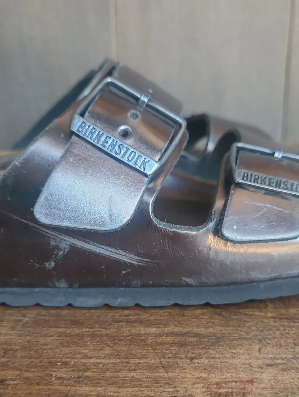 Birkenstock Arizona Sandals Women's sz 37/6.5US Metallic Sandals